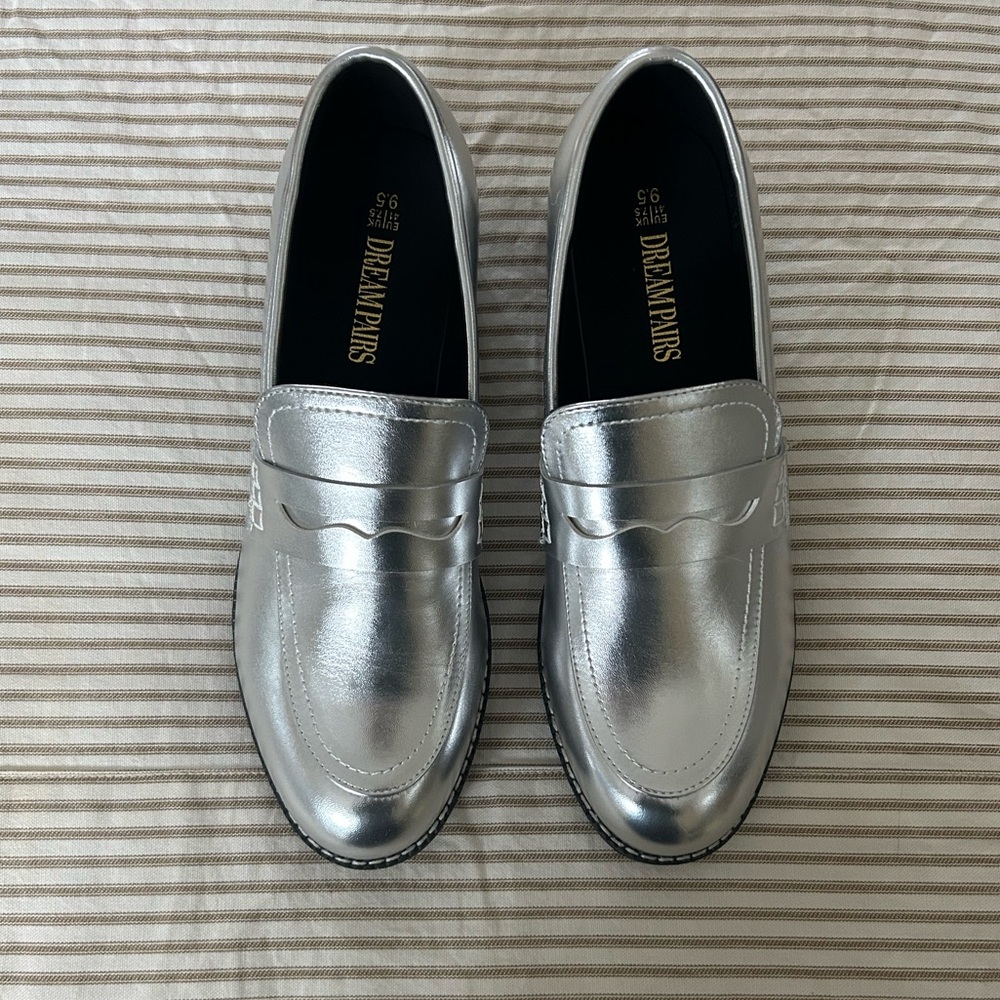 Dream Pairs women’s Silver Loafers - brand new